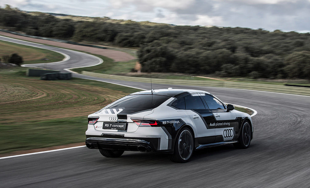 Audi RS7 piloted driving concept Ronda