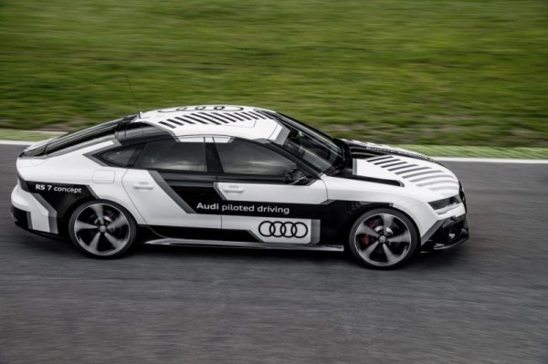 Audi RS7 piloted driving concept Ascari