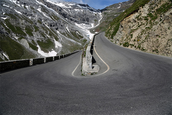  Paso del Stelvio Curvas QUADIS