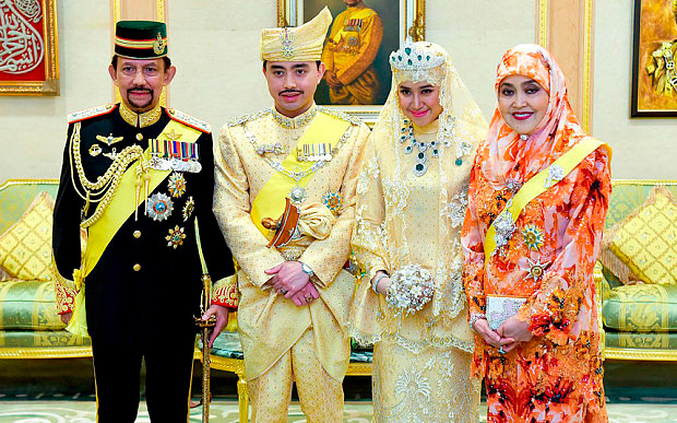 Sultan Brunei familia