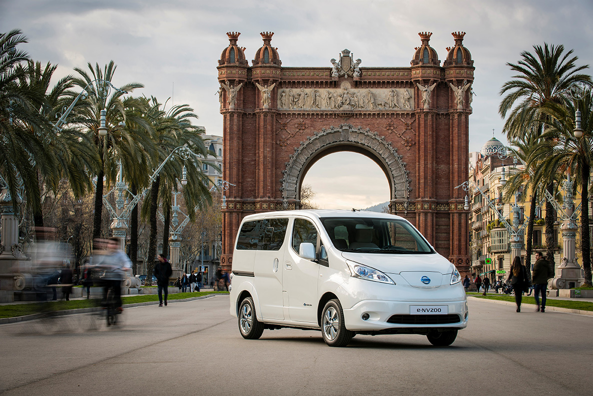 Nissan eNV200 Evalia 2015 QUADIS Barcelona