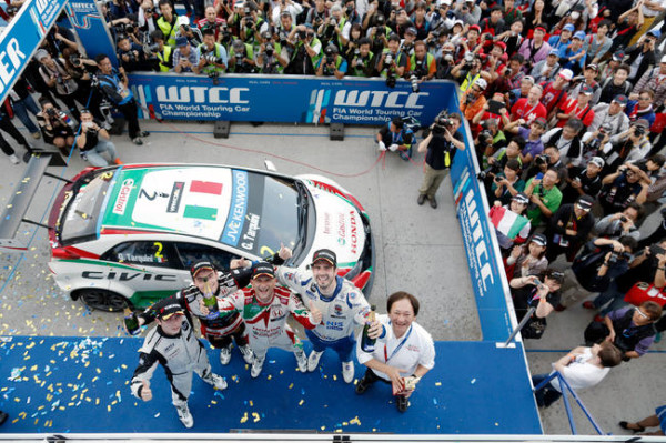 Honda Civic WTCC 2014 Suzuka