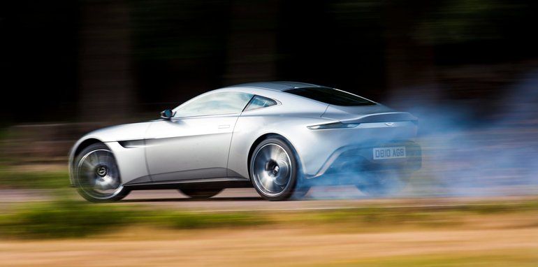 Aston Martin DB10 Spectre James Bond 2