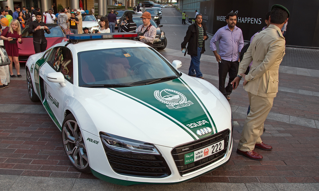 Audi R8 Policia Dubai