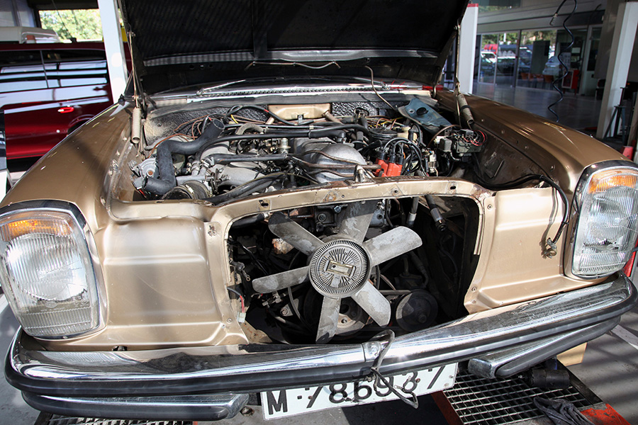 Mercedes QUADIS ClassicTeam Mercedes Benz 250 CE Costa Brava 2015