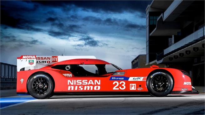 Nissan GTR LM Nismo Lateral