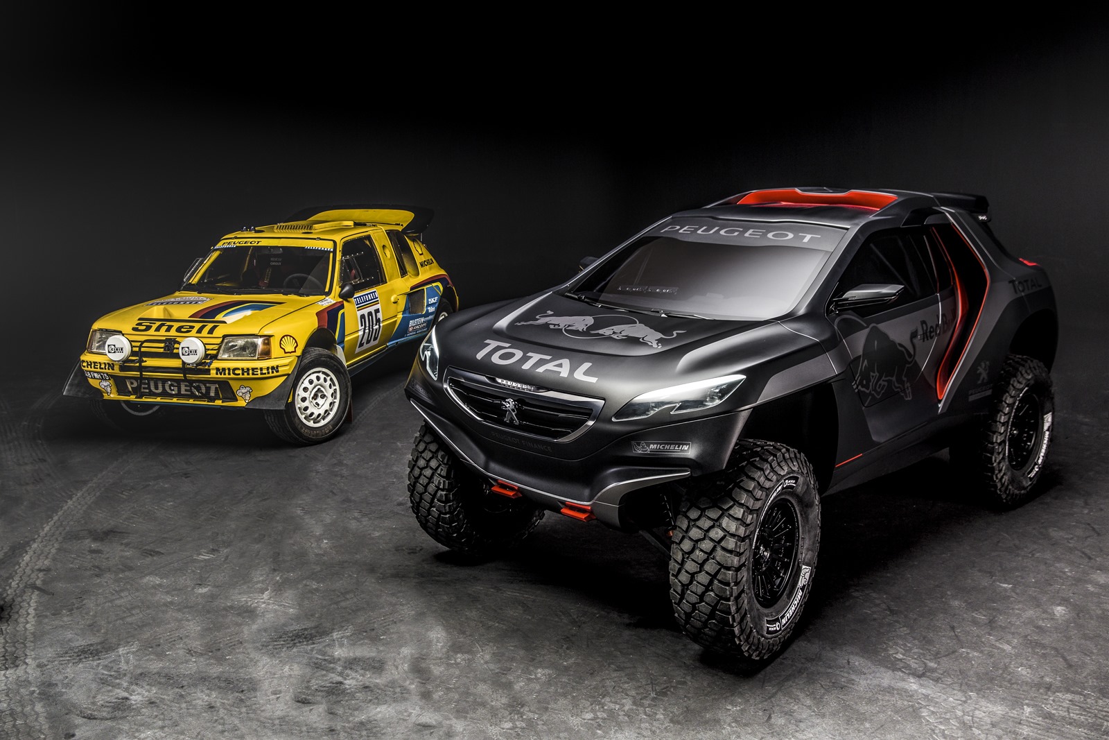 Peugeot 2008 DKR Peugeot 205 T16