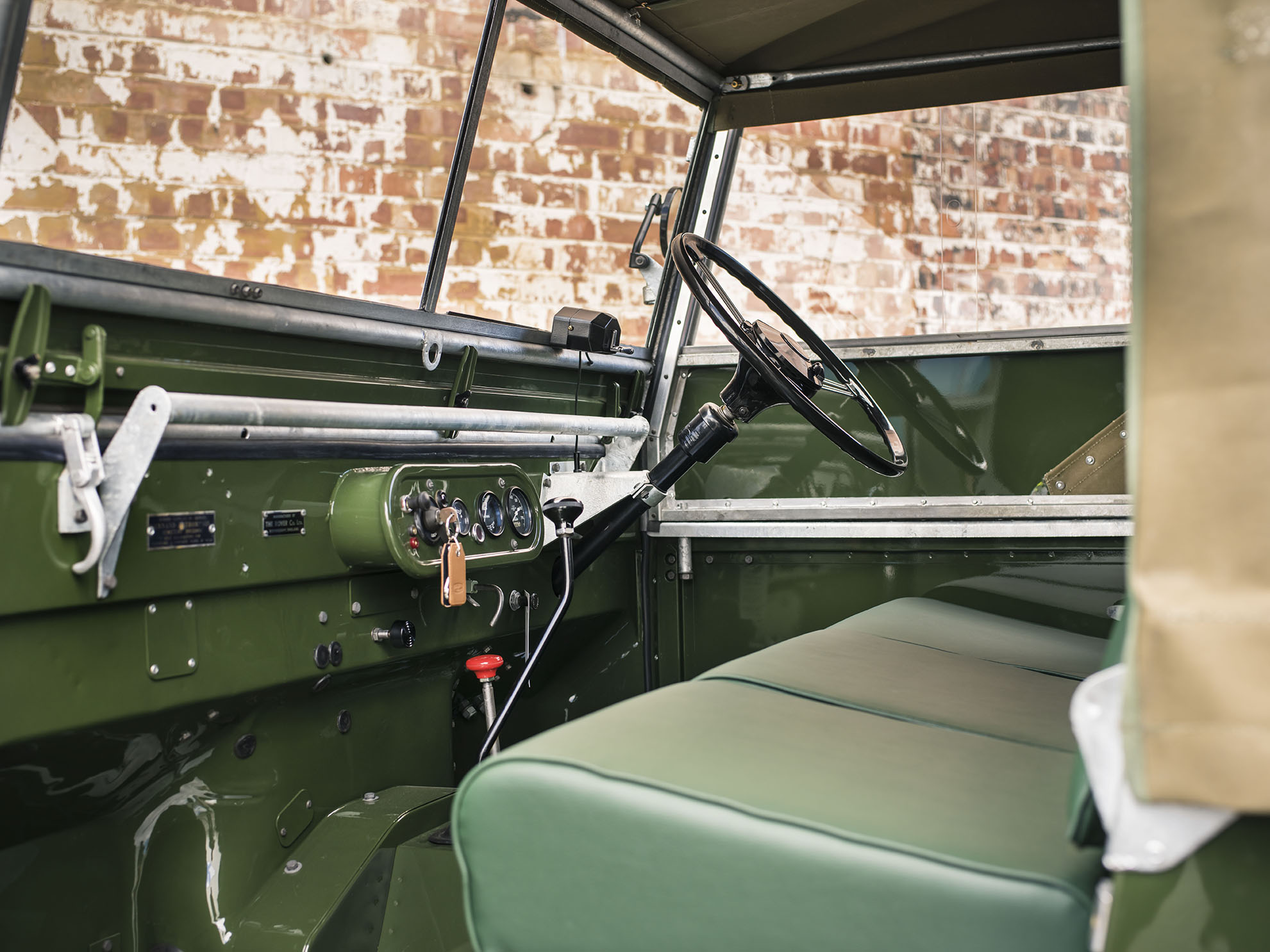Jaguar Land Rover clasicos restauracion 3