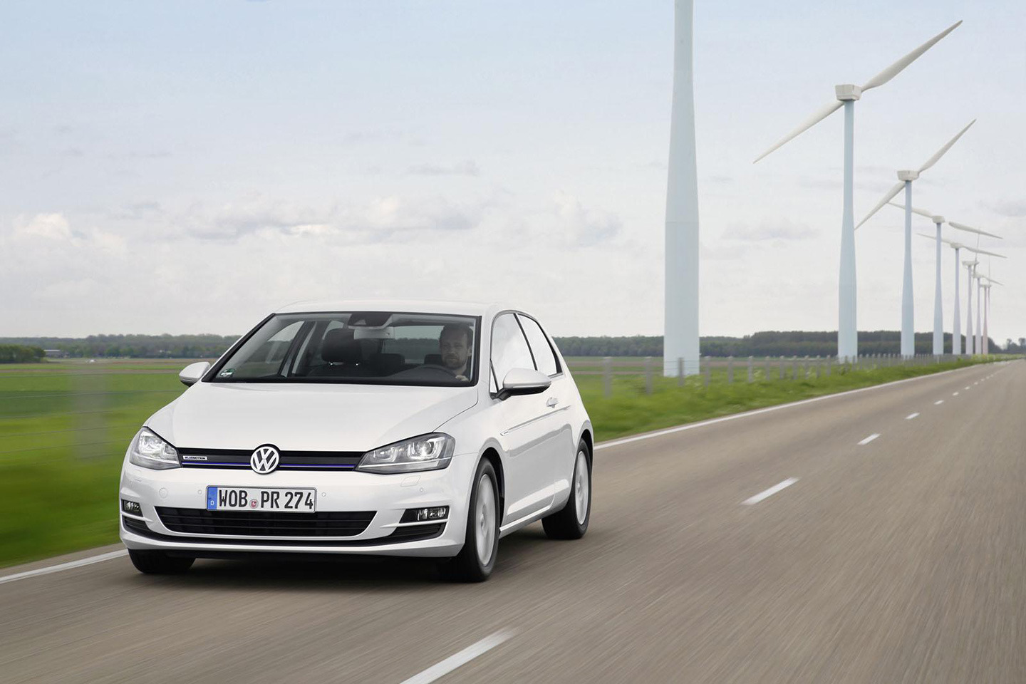 Nuevo Volkswagen Golf TSI BlueMotion 2016 Frontal