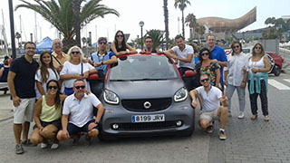 Cars Barcelona organiza la Caravana Smart Sailor para despedir el verano