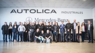 Entrega de diplomas en Mercedes-Benz Autolica Industriales