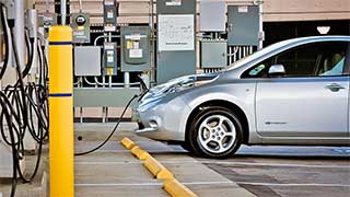 Los coches eléctricos alcanzan los 2 millones de unidades