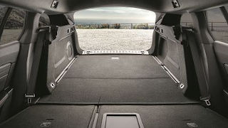 Los nuevos Peugeot híbridos y eléctricos tienen el mismo maletero que sus versiones gasolina y diésel