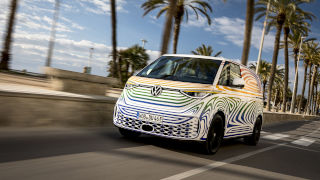 El Volkswagen ID. BUZZ eléctrico ya circula por Europa