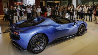 Cars Gallery ha presentado el Ferrari 296 GTS