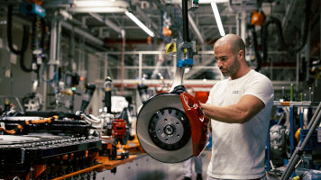 Audi prepara todas sus plantas para producir coches eléctricos
