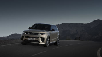 El nuevo Range Rover Sport SV lleva la deportividad, el dinamismo y el lujo aún más lejos