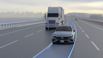 La nueva Clase E de Mercedes-Benz estrenará el cambio automático de carril en Europa