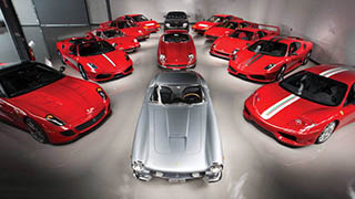 A subasta una de las mayores colecciones de Ferrari