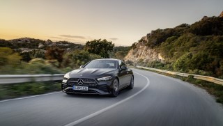 QUADIS Mercedes MB Motors presenta el nuevo Mercedes-Benz CLE en las instalaciones de la maquinista.