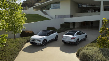 Los nuevos Citroën C4 y C4 X Hybrid 136 reducen el consumo en un 20%