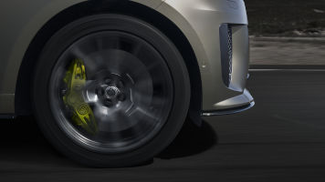 Range Rover Sport SV: casi 1.000 kilómetros en circuito sin cambiar los frenos