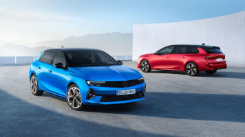 Opel despliega su gama de vehículos eléctricos para familias
