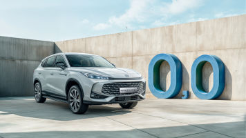 MG lanza en España el primer vehículo 0,0: el nuevo MG HS PHEV
