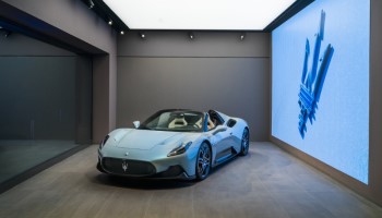 Así es la inauguración de un concesionario Maserati