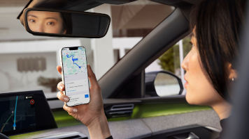 Peugeot amplía sus servicios conectados: navegación inteligente y controles remotos