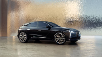 DS Nº4: la nueva propuesta francesa para el segmento C premium electrificado