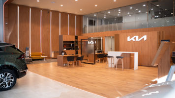 QUADIS ARmotors renueva al completo sus instalaciones de La Maquinista y de Reus