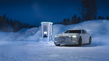 El Jaguar GT eléctrico de cuatro puertas comienza su última temporada de pruebas invernales