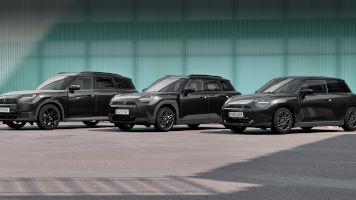 MINI celebra 25 años del MINI moderno con más de 4,6 millones de unidades fabricadas en el Reino Unido