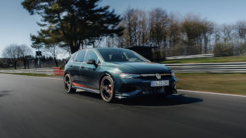 Volkswagen reúne 50 años de Golf GTI en el GTI 50 Fest del Circuit de Barcelona-Catalunya