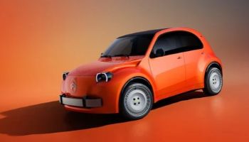 El Citroën 2 CV podría volver en 2028, y no pinta nada mal