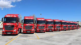 Autolica Industriales entrega una flota de más de 20 camiones Mercedes-Benz a REM Transports